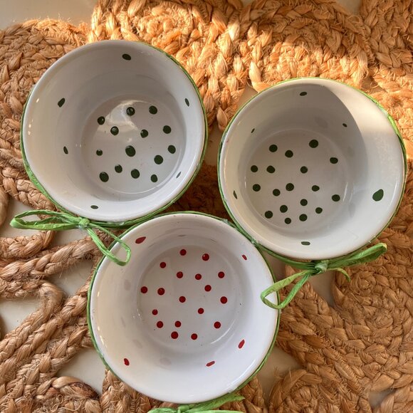 Vintage Christmas Decor - Set of 3 Polka Dot Pots with Trees and Ornament - Picture 6 of 11